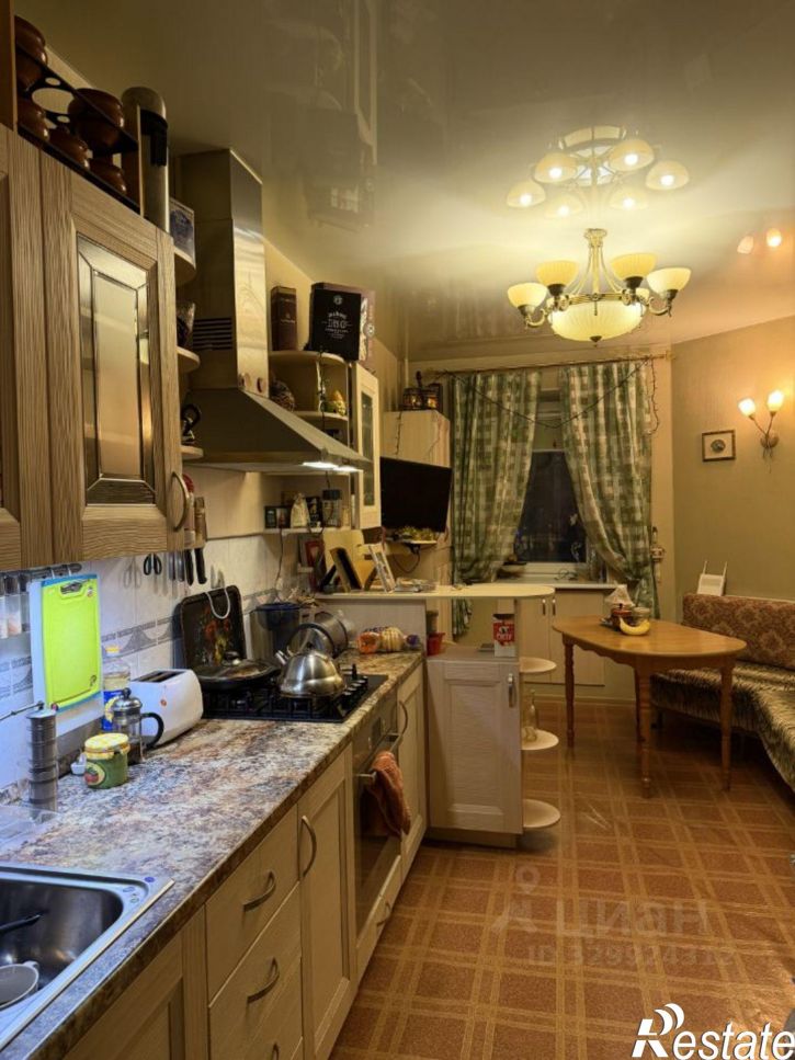 2-комн квартира улица Морозова, 100,  д. 100
