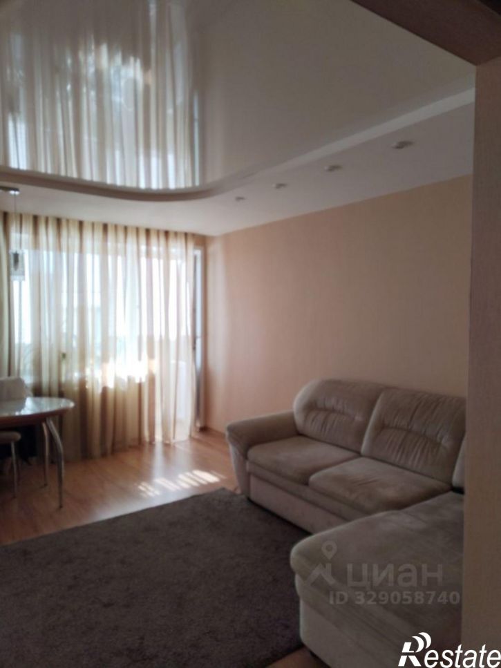 4-комн квартира пр-кт Бумажников, 42,  д. 42