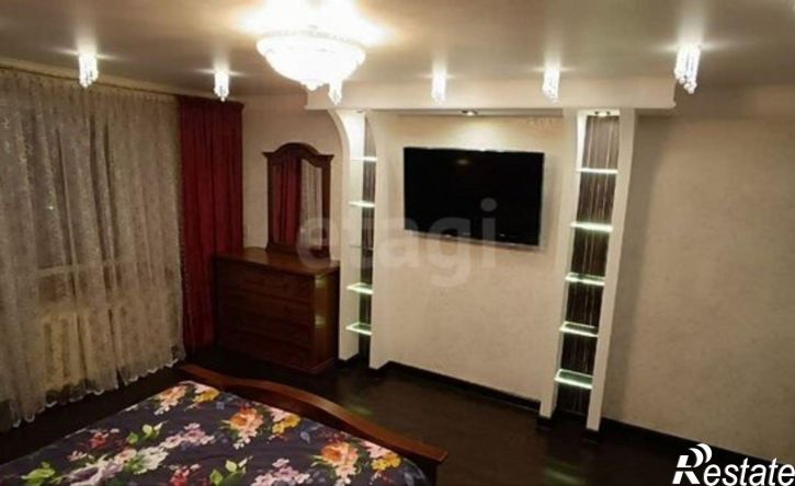 4-комн квартира пр-кт Бумажников, 42,  д. 42