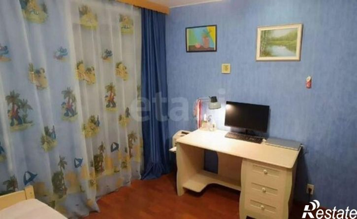 4-комн квартира пр-кт Бумажников, 42,  д. 42
