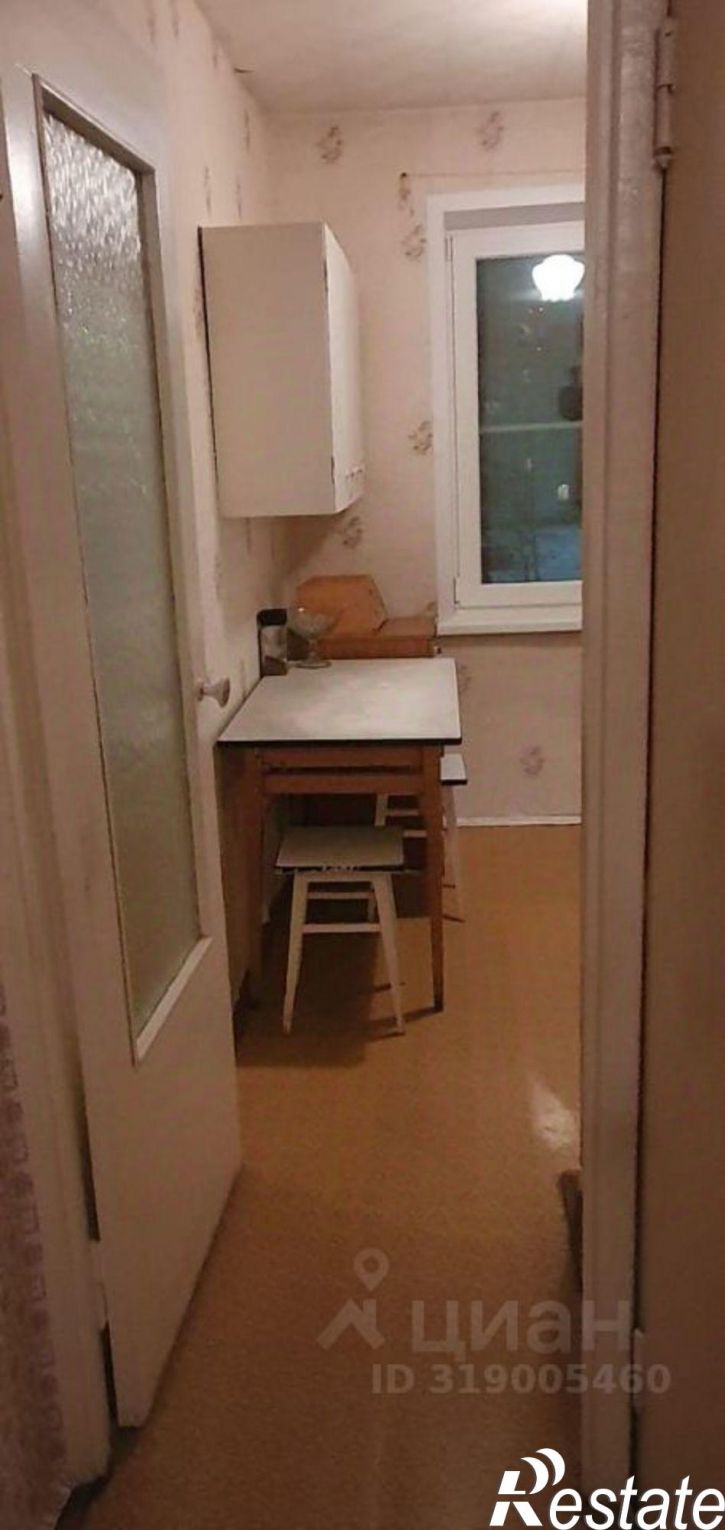 2-комн квартира улица Юхнина, 2,  д. 2