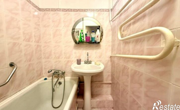 2-комн квартира Коммунистическая улица, 73,  д. 73