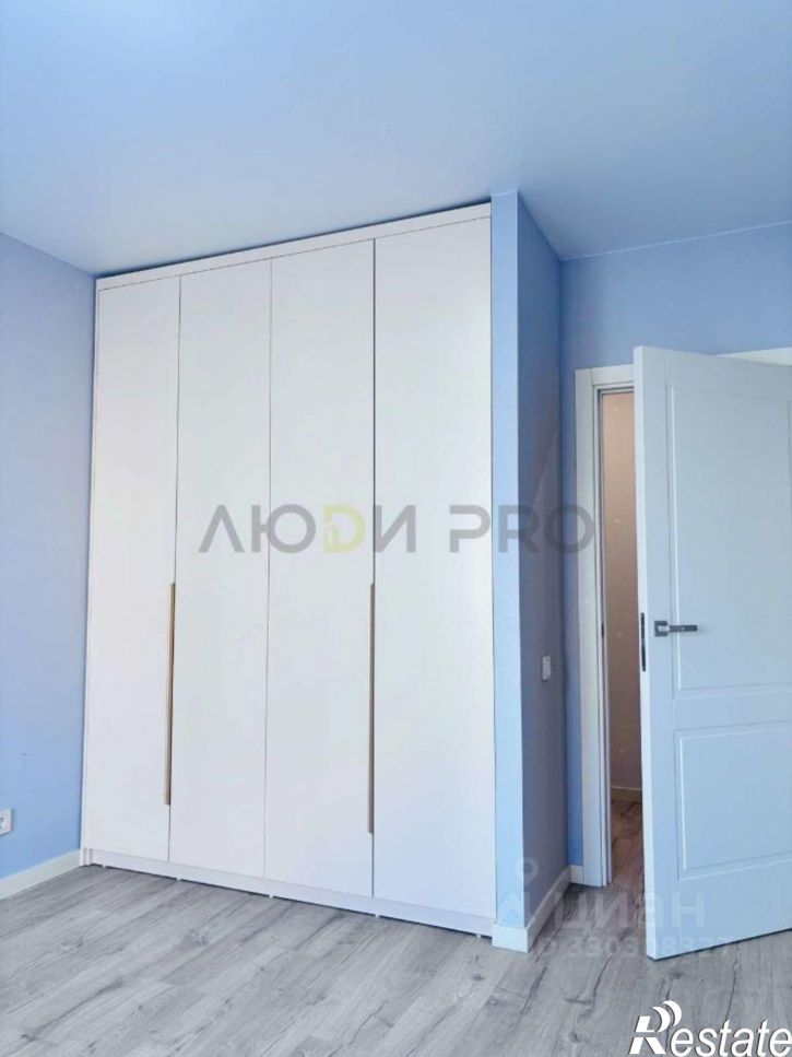 3-комн квартира улица Жакова, 15,  д. 15