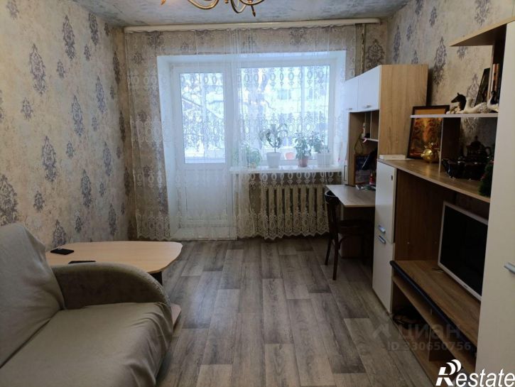 2-комн квартира улица Комарова, 8,  д. 8
