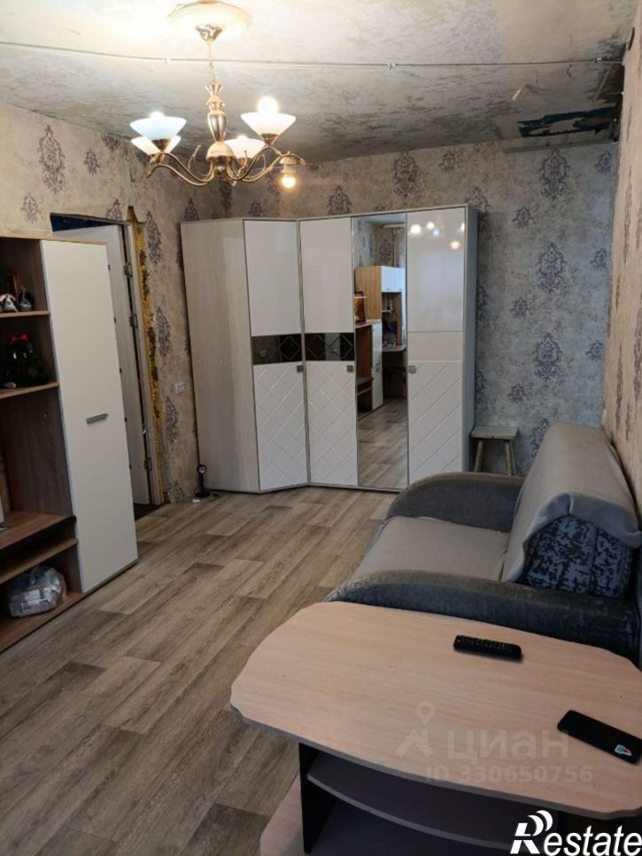 2-комн квартира улица Комарова, 8,  д. 8
