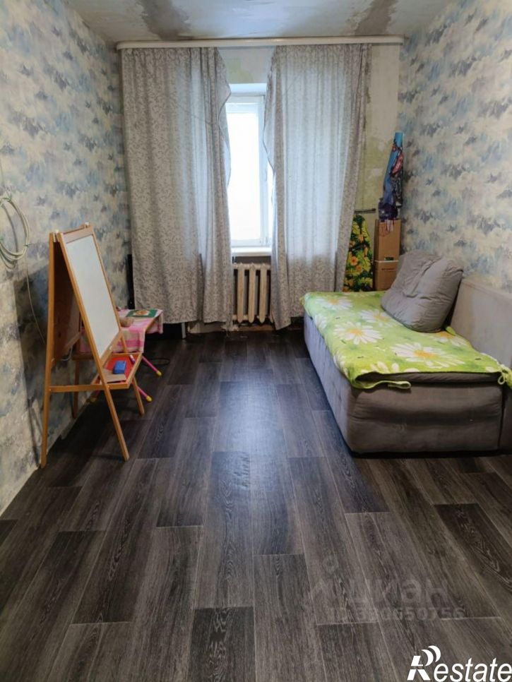 2-комн квартира улица Комарова, 8,  д. 8