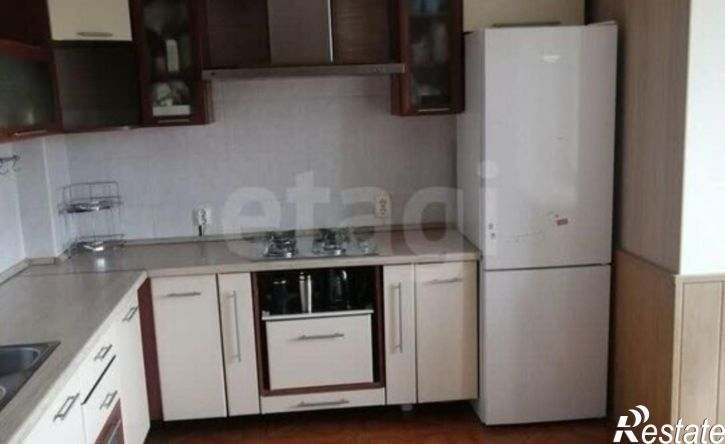 3-комн квартира улица Оплеснина, 11,  д. 11