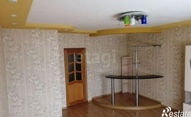 3-комн квартира улица Оплеснина, 11,  д. 11