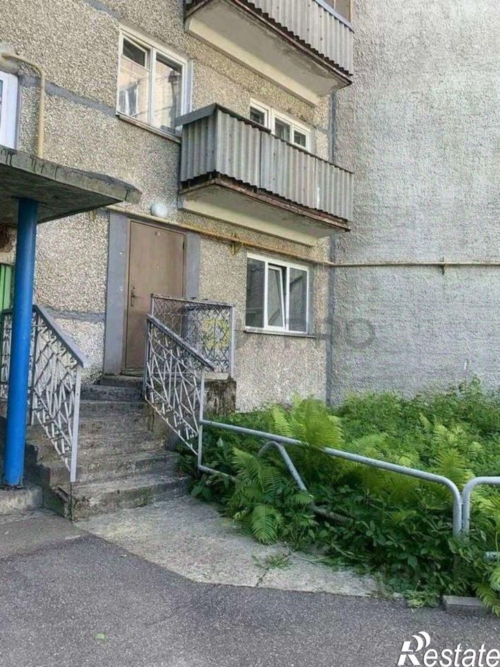 2-комн квартира улица Куратова, 37,  д. 37