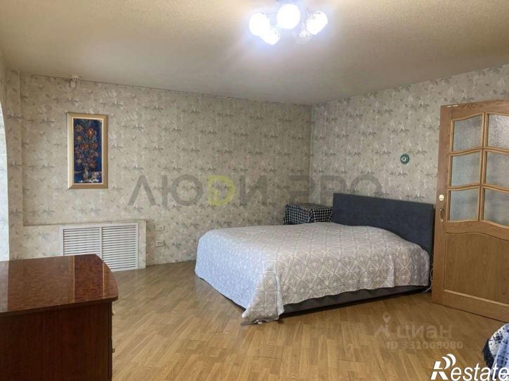 2-комн квартира улица Куратова, 37,  д. 37