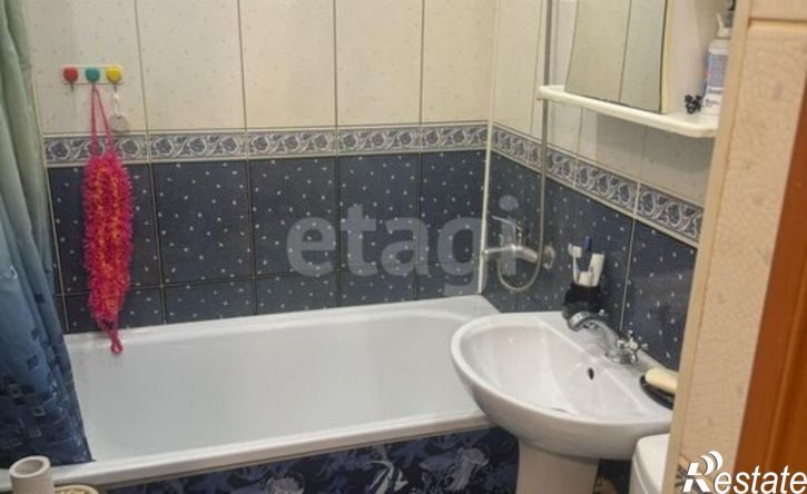 2-комн квартира улица Космонавтов, 12,  д. 12
