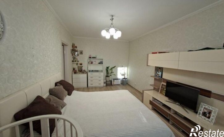 2-комн квартира улица Мира, 68/2,  д. 68/2