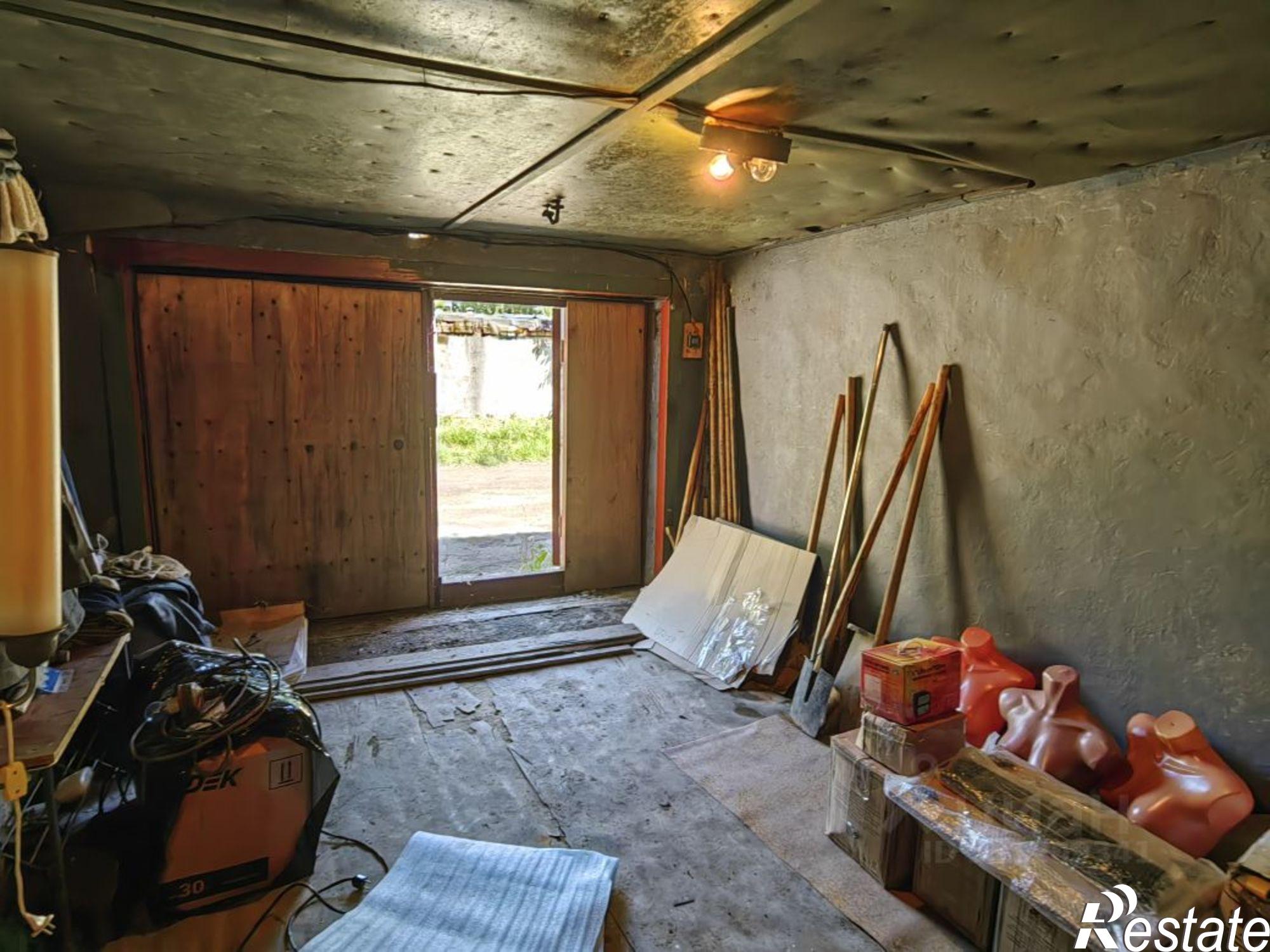 Купить гараж, место в паркинге за 296 712 рублей на ул Менделеева, 3