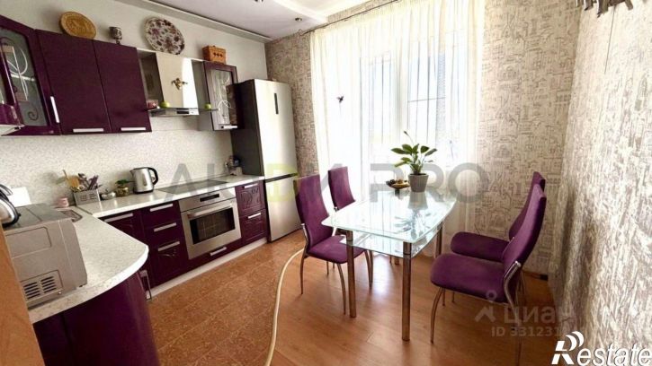2-комн квартира улица Свободы, 13/8,  д. 13/8