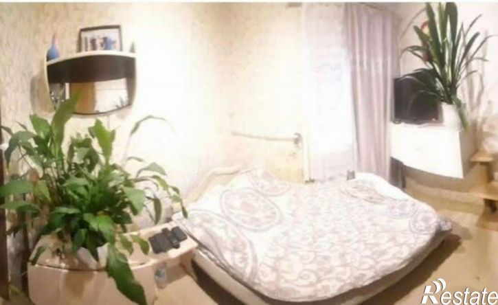 2-комн квартира мкр Красная Гора, 20,  д. 20