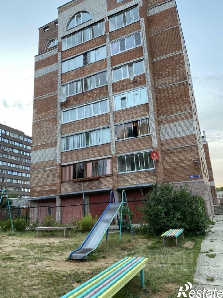 3-комн квартира ул Чкалова, 8,  д. 8