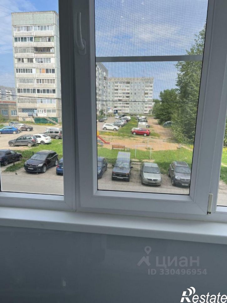 3-комн квартира пр-кт Бумажников, 57,  д. 57