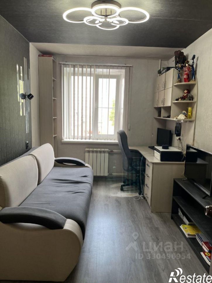 3-комн квартира пр-кт Бумажников, 57,  д. 57