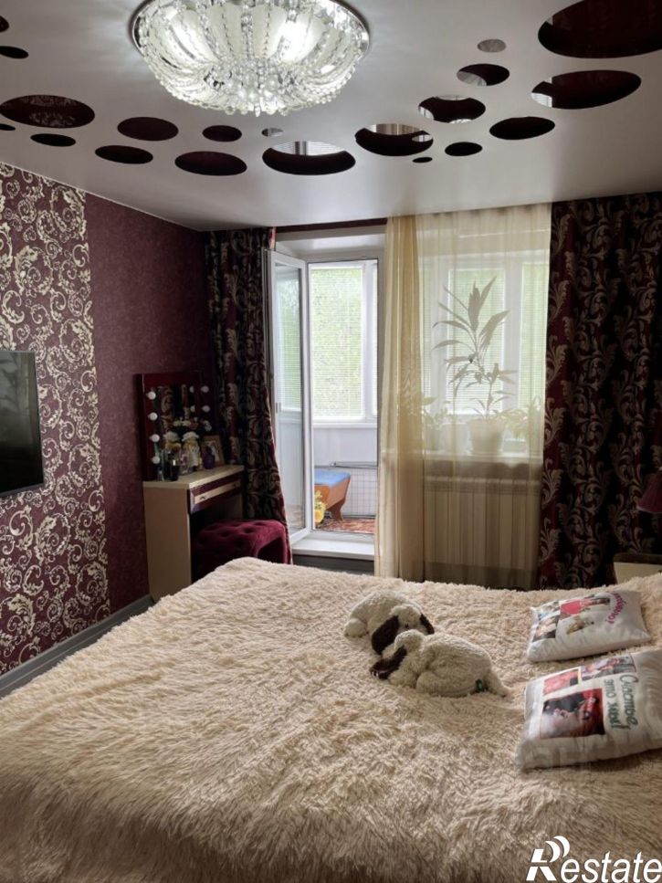 3-комн квартира пр-кт Бумажников, 57,  д. 57