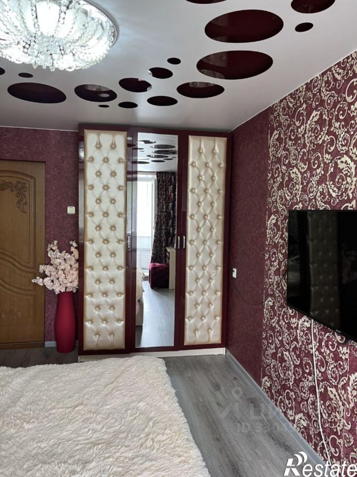 3-комн квартира пр-кт Бумажников, 57,  д. 57