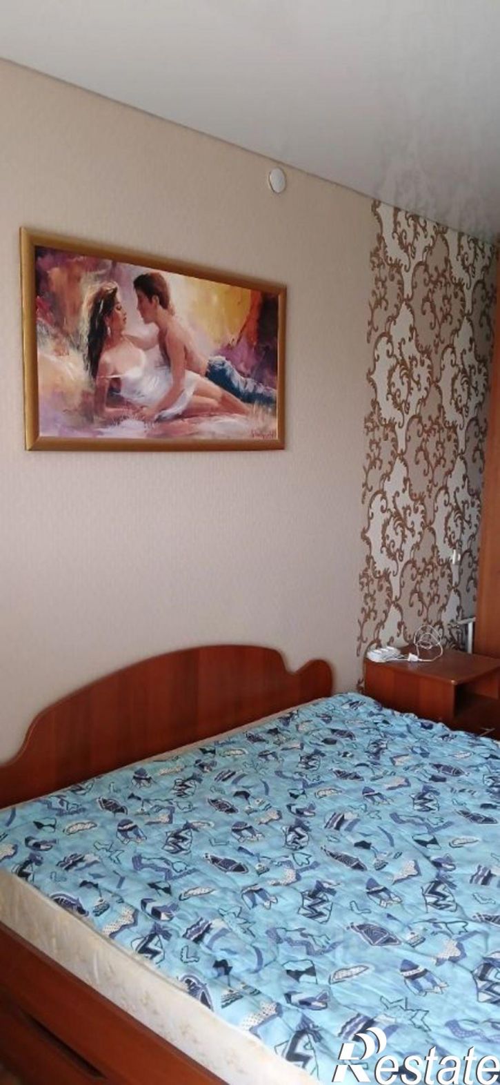 3-комн квартира ул Орджоникидзе, 49,  д. 49