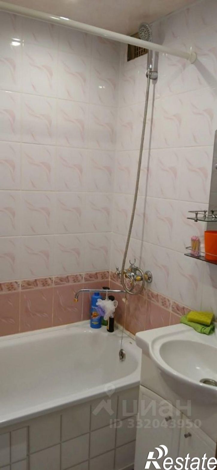 3-комн квартира ул Орджоникидзе, 49,  д. 49