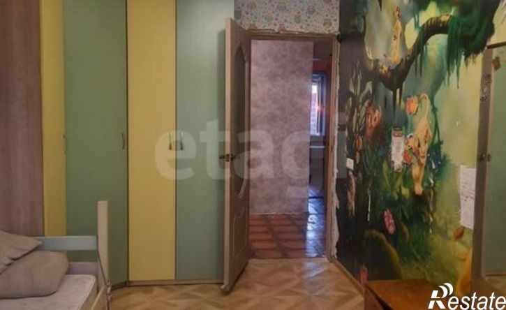 4-комн квартира ул Интернациональная, 172,  д. 172