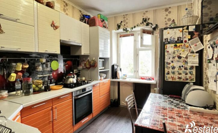 4-комн квартира пр-кт Бумажников, 13,  д. 13