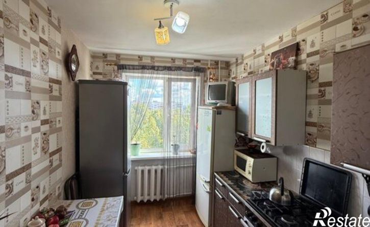 3-комн квартира пр-кт Бумажников, 41/12,  д. 41/12