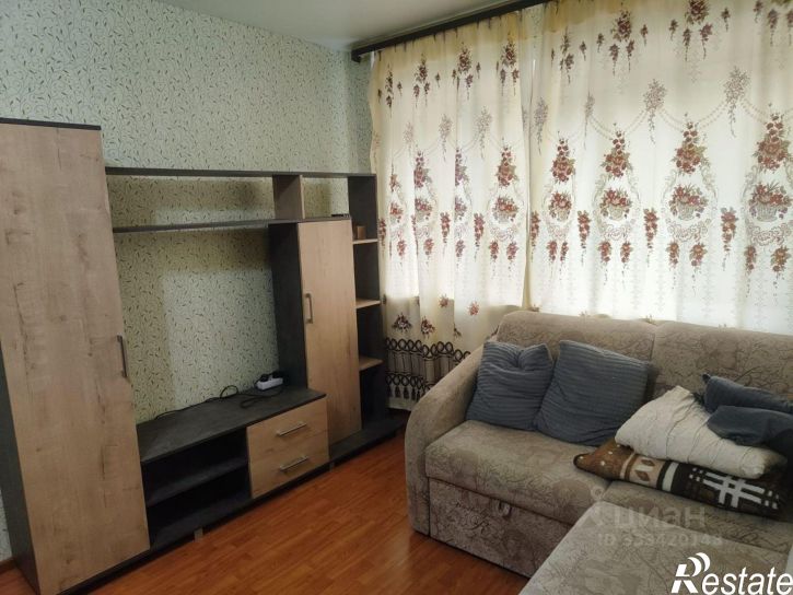 1-комн квартира ул Космонавтов, 10,  д. 10