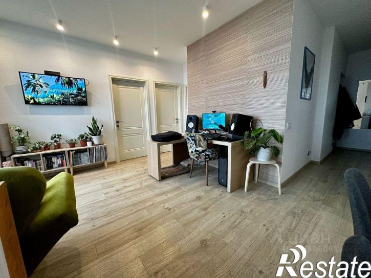 3-комн квартира улица Куратова, 72,  д. 72