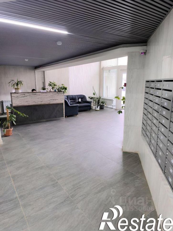 3-комн квартира улица Куратова, 72,  д. 72