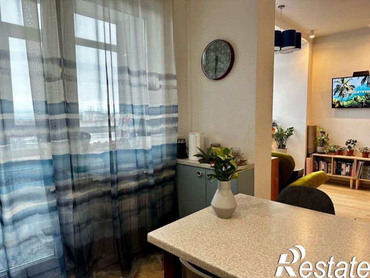 3-комн квартира улица Куратова, 72,  д. 72