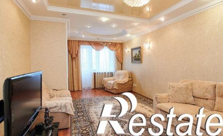 2-комн квартира улица Морозова, 100,  д. 100
