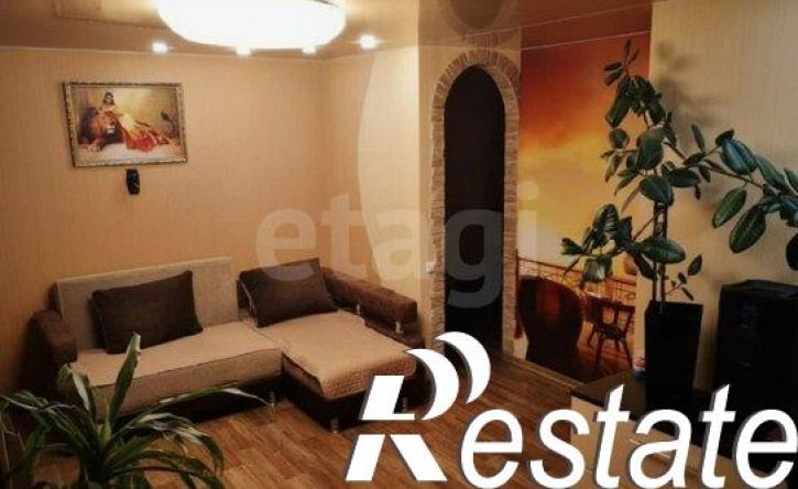 2-комн квартира улица Космонавтов, 8,  д. 8