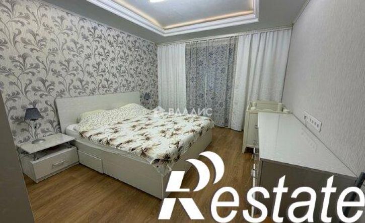 3-комн квартира улица Морозова, 104,  д. 104