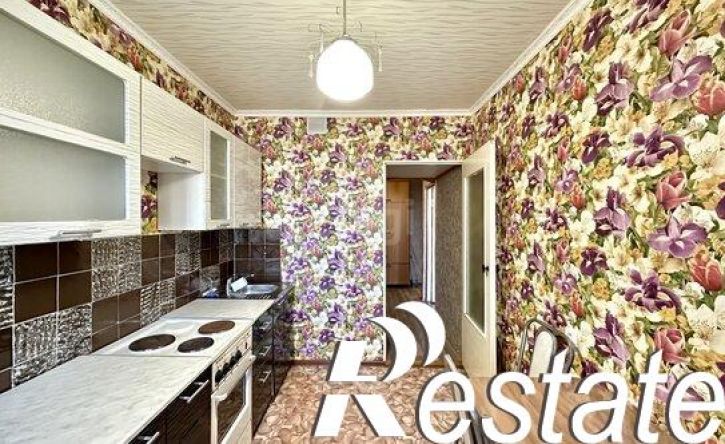 3-комн квартира микрорайон Верхний Чов, 58