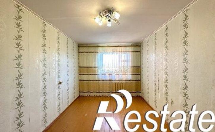 3-комн квартира микрорайон Верхний Чов, 58
