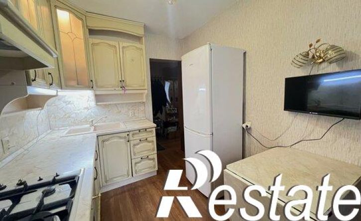 4-комн квартира проспект Бумажников, 42,  д. 42