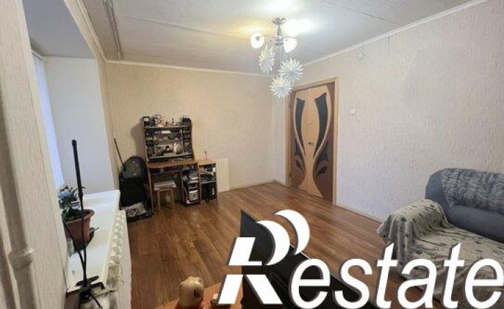 4-комн квартира проспект Бумажников, 42,  д. 42