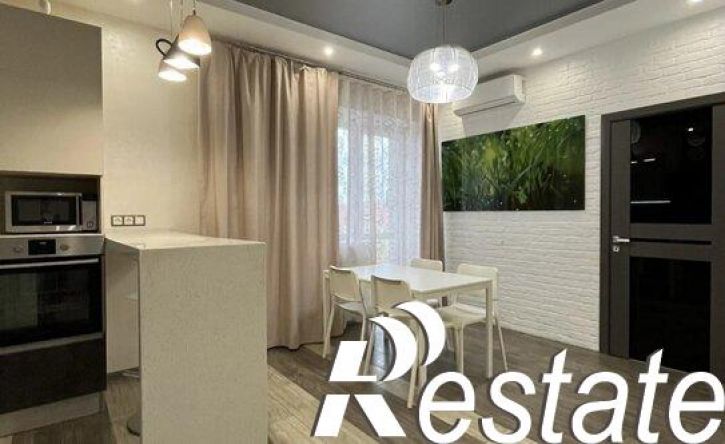4-комн квартира улица Клары Цеткин, 50,  д. 50